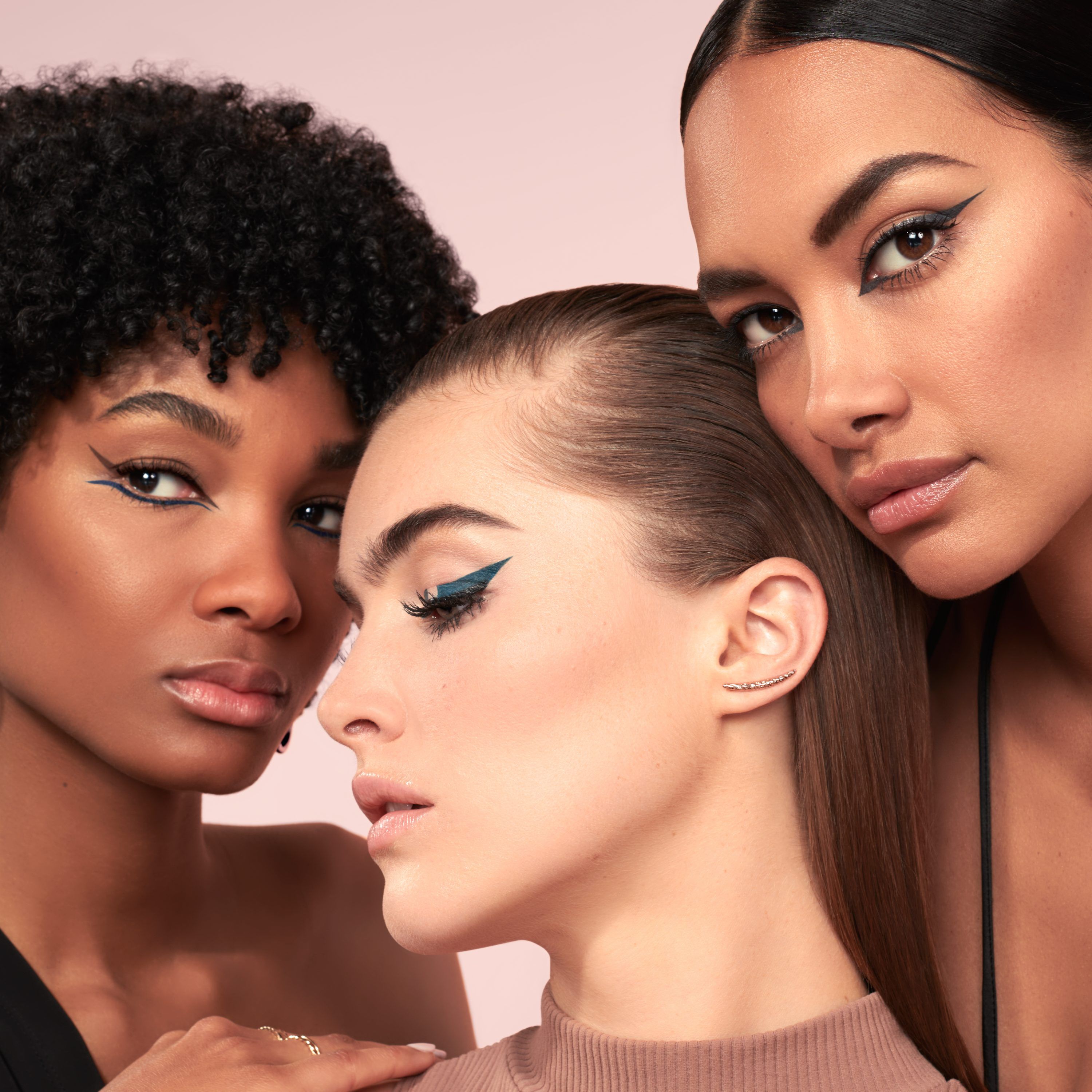 LASH IDOLE LINER