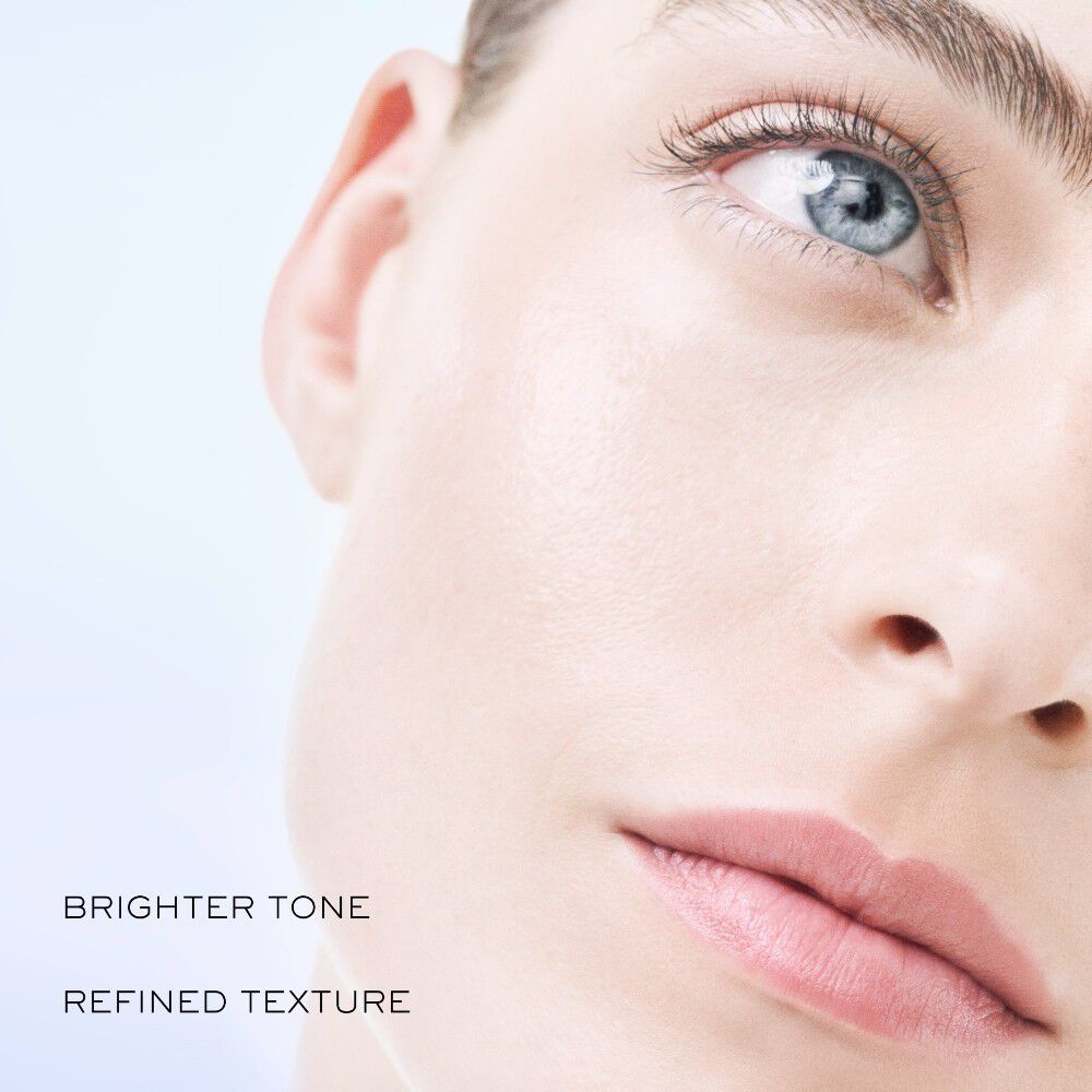 Clarifique Refining Brightening Dual Facial Essence