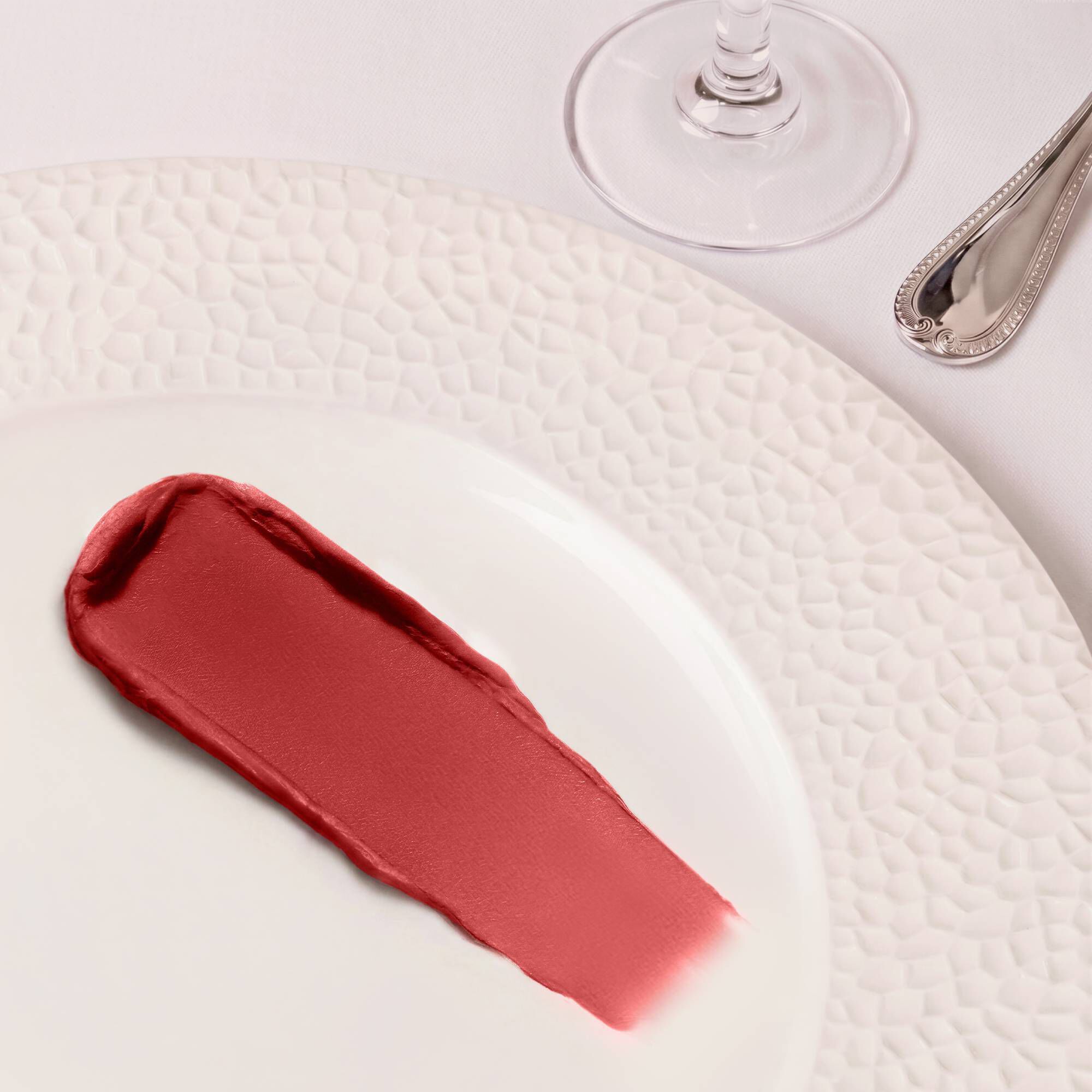 L'Absolu Rouge Drama Matte