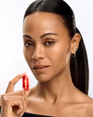 Zoe Saldana za Longevity MD Lancome