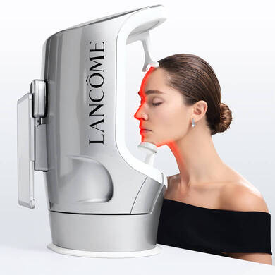 Stručna dijagnostika i napredna analiza kože lica uz inovativni Lancome Skin Screen uređaj.