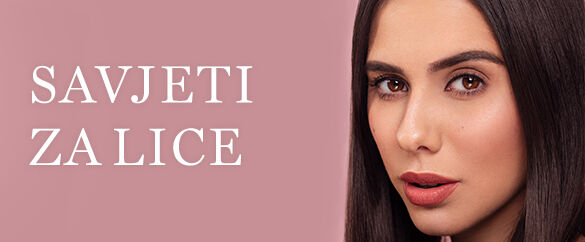 Kratak natpis s jednom ženom koja se smiješi i savjetima za njegu lica, s ružičastom pozadinom.